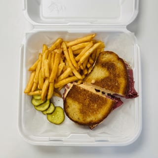 Corn Beef Melt Rye